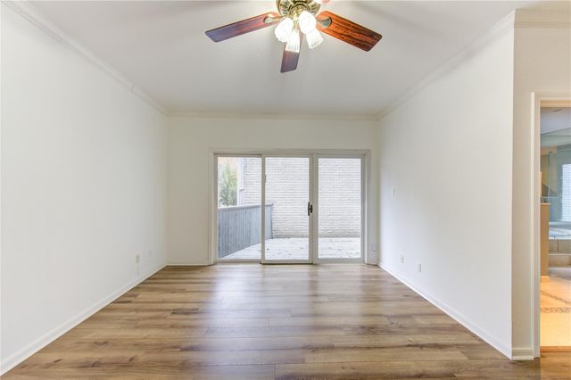 2524 Nantucket Drive B, Houston, TX 77057