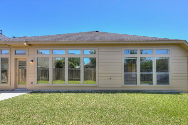 16007 Angler Bend Drive, Houston, TX 77044