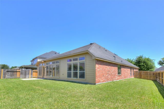 16007 Angler Bend Drive, Houston, TX 77044