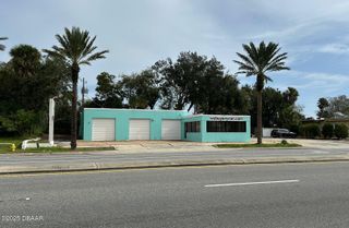 1615 S Ridgewood Avenue, South Daytona, FL 32119