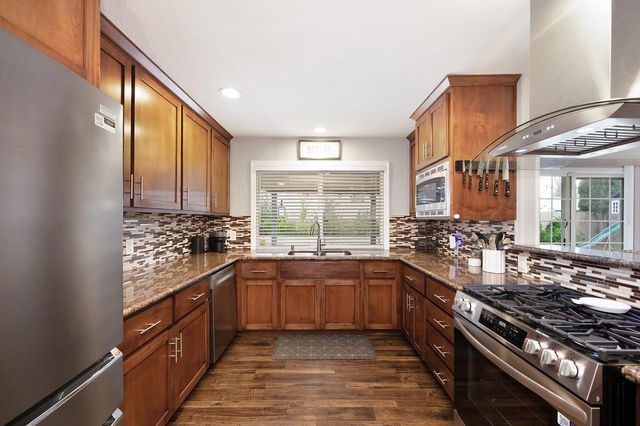 6806 Lakewood Way, Orangevale, CA 95662