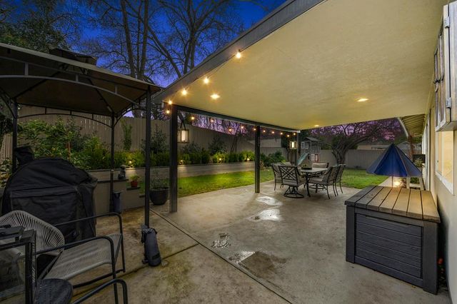 6806 Lakewood Way, Orangevale, CA 95662