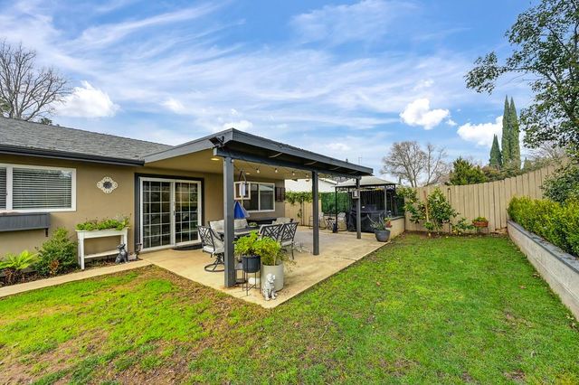 6806 Lakewood Way, Orangevale, CA 95662