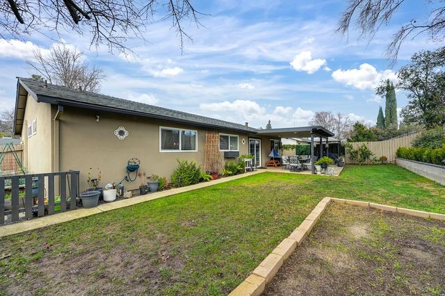 6806 Lakewood Way, Orangevale, CA 95662