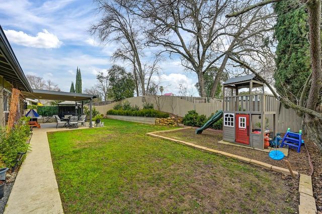 6806 Lakewood Way, Orangevale, CA 95662