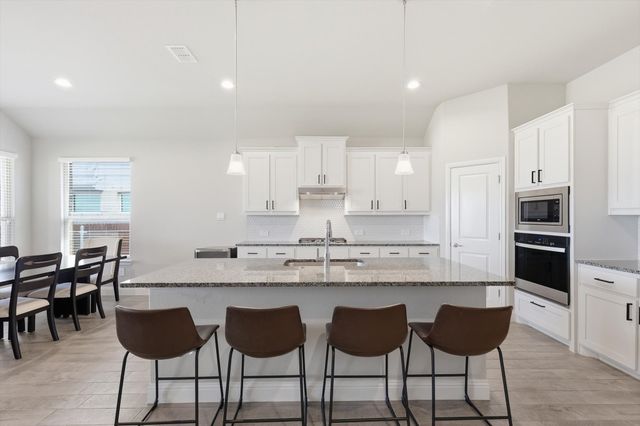 3021 Lionsgate Drive, Argyle, TX 76226