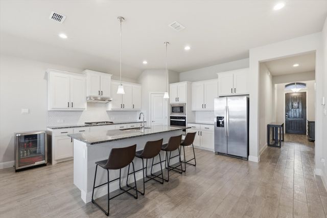 3021 Lionsgate Drive, Argyle, TX 76226