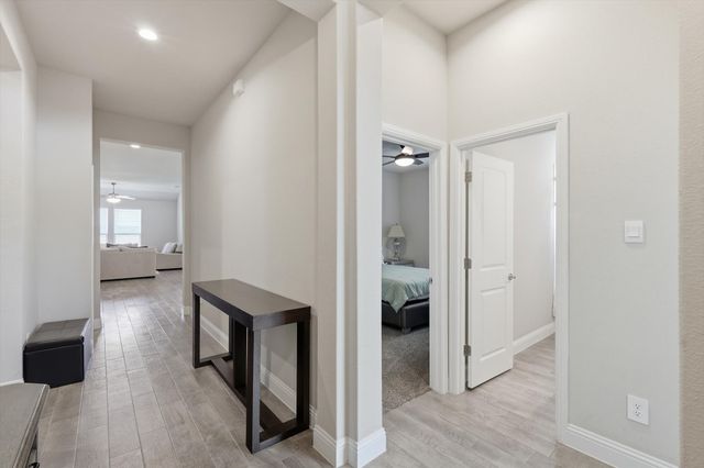 3021 Lionsgate Drive, Argyle, TX 76226