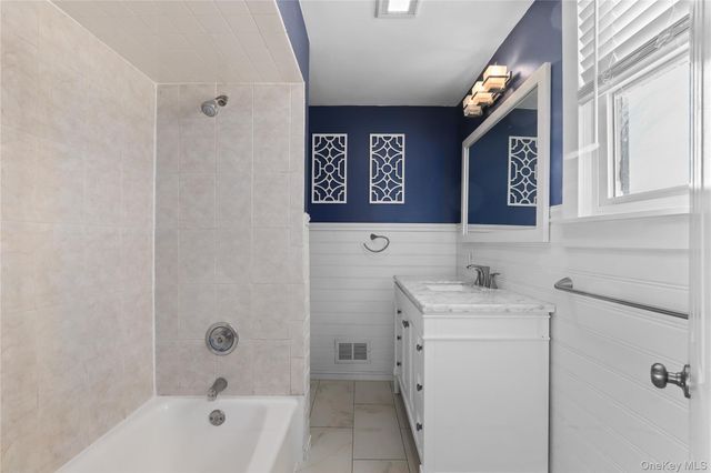 81 N Washington Avenue, White Plains, NY 10603