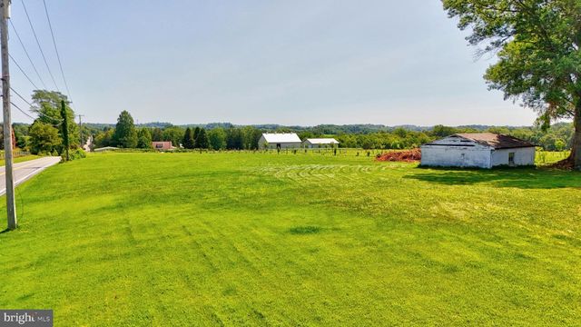 254 STREET RD, Cochranville, PA 19330