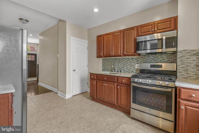 1567 E MONTGOMERY AVE, Philadelphia, PA 19125