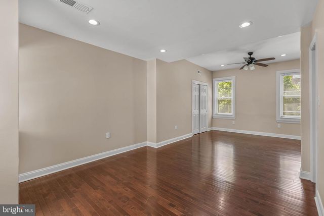 1567 E MONTGOMERY AVE, Philadelphia, PA 19125