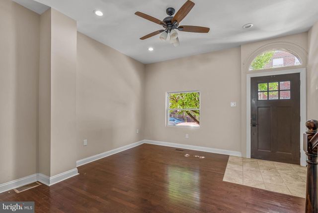 1567 E MONTGOMERY AVE, Philadelphia, PA 19125