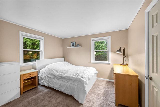 62 Ludlow Rd, South Hadley, MA 01075