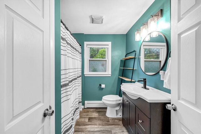 62 Ludlow Rd, South Hadley, MA 01075