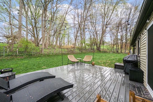 62 Ludlow Rd, South Hadley, MA 01075