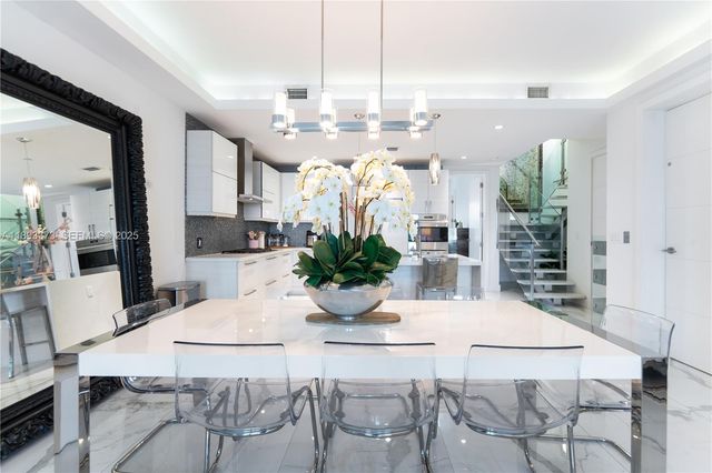 259 Shore Court, Lauderdale-By-The-Sea, Lauderdale By The Sea, FL 33308