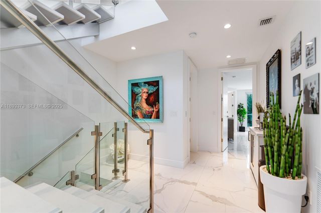 259 Shore Court, Lauderdale-By-The-Sea, Lauderdale By The Sea, FL 33308