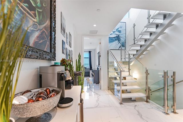259 Shore Court, Lauderdale-By-The-Sea, Lauderdale By The Sea, FL 33308