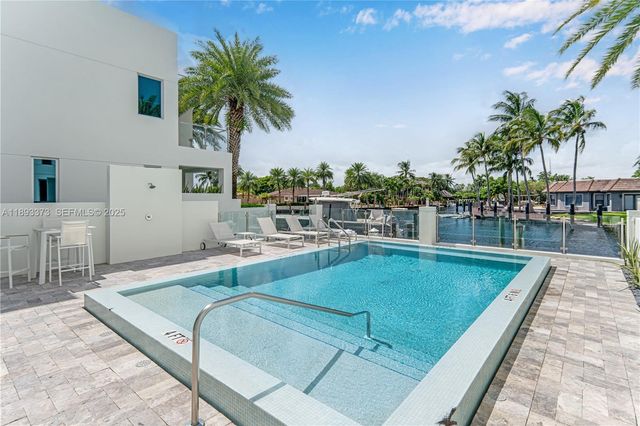 259 Shore Court, Lauderdale-By-The-Sea, Lauderdale By The Sea, FL 33308