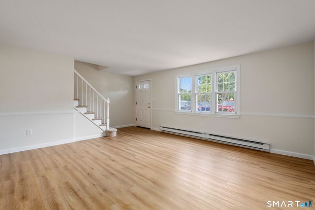 48 Brandywine Lane 48, Suffield, CT 06078