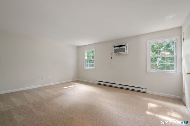 48 Brandywine Lane 48, Suffield, CT 06078