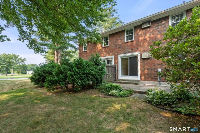 48 Brandywine Lane 48, Suffield, CT 06078