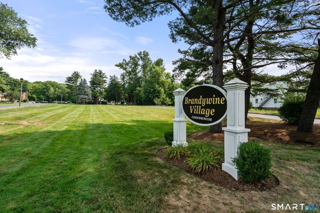 48 Brandywine Lane 48, Suffield, CT 06078