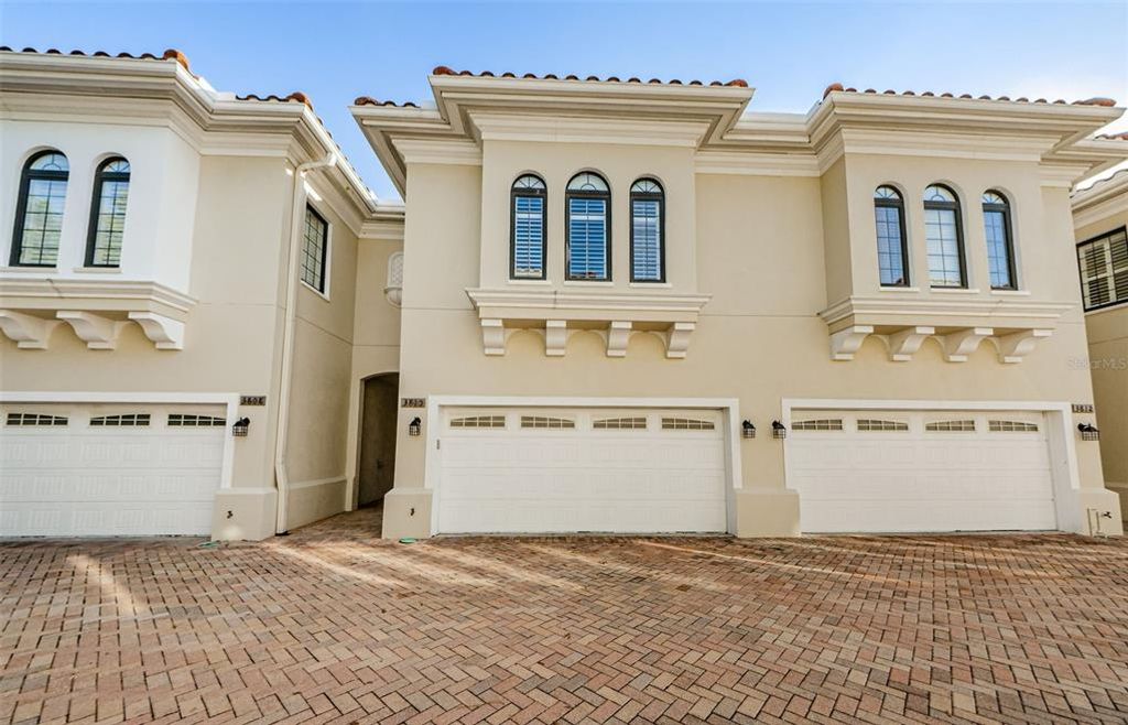 3810 VILLAS DEL SOL COURT, Tampa, FL 33609