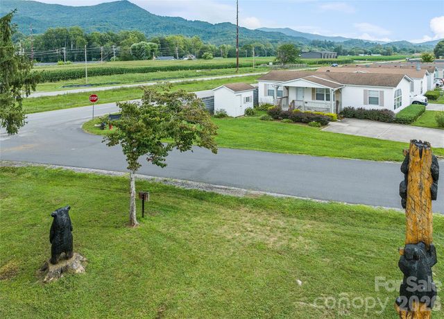 2906 Jonathan Creek Road, Waynesville, NC 28785