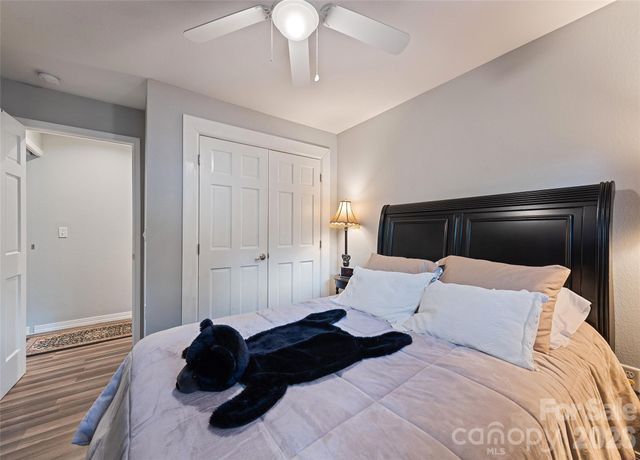 2906 Jonathan Creek Road, Waynesville, NC 28785