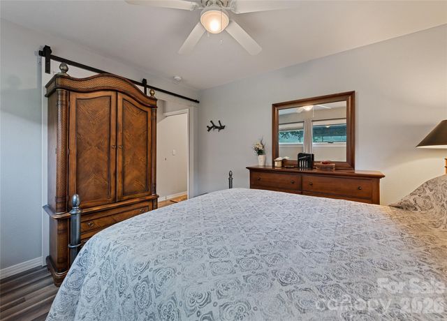 2906 Jonathan Creek Road, Waynesville, NC 28785