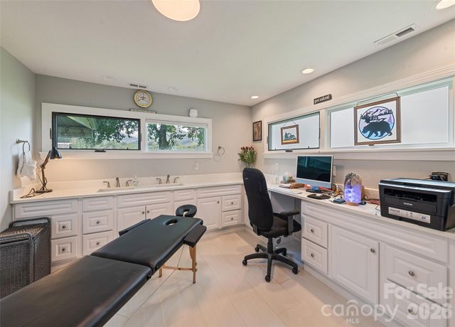 2906 Jonathan Creek Road, Waynesville, NC 28785