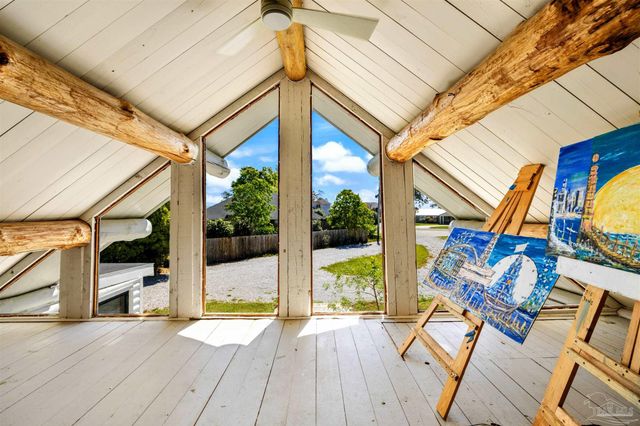 2221 Club House Dr, Lillian, AL 36549