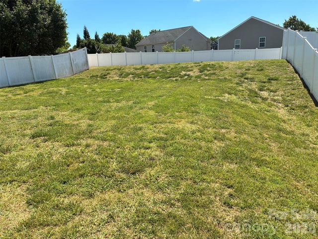 9315 Carrot Patch Drive, Charlotte, NC 28216