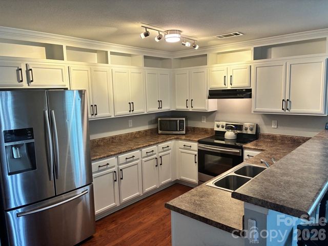 9315 Carrot Patch Drive, Charlotte, NC 28216