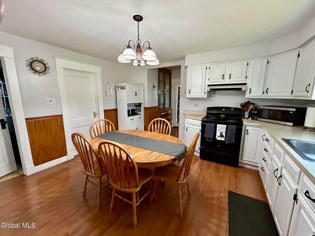 3202 Delmar Avenue, Rotterdam, NY 12306