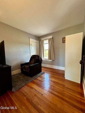 3202 Delmar Avenue, Rotterdam, NY 12306