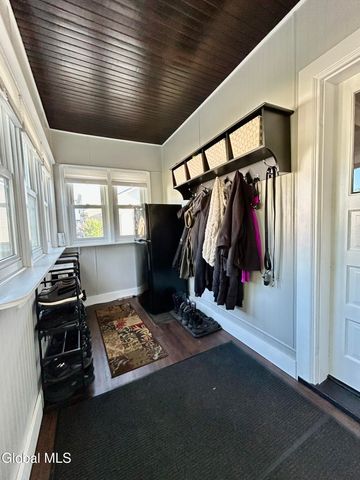 3202 Delmar Avenue, Rotterdam, NY 12306