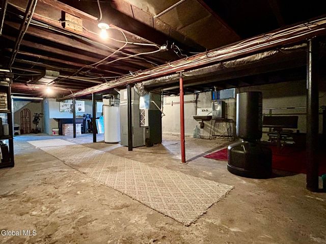 3202 Delmar Avenue, Rotterdam, NY 12306