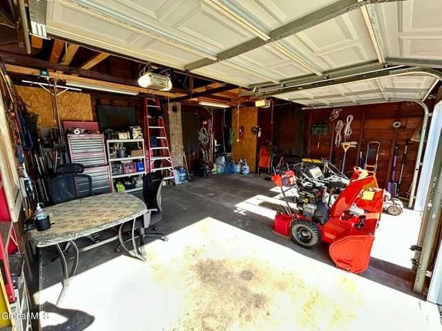 3202 Delmar Avenue, Rotterdam, NY 12306