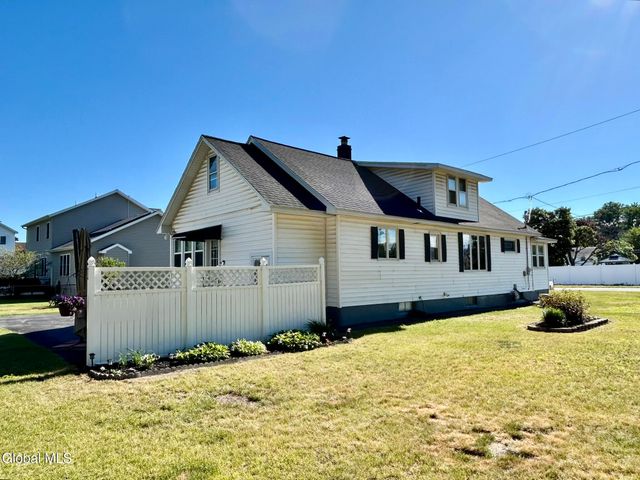 3202 Delmar Avenue, Rotterdam, NY 12306