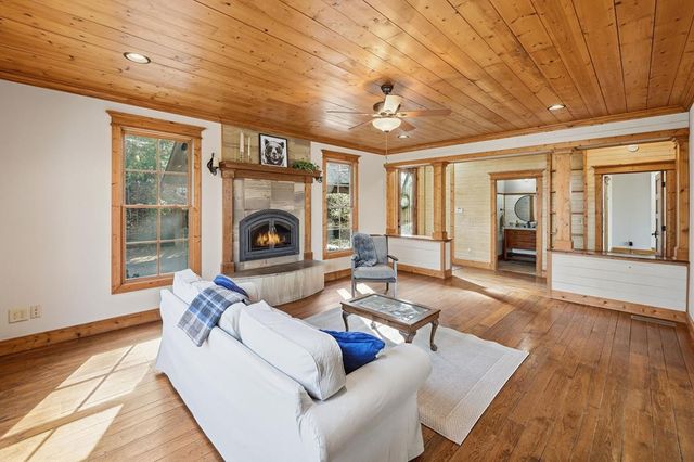 355 Mealer Road, Ellijay, GA 30536