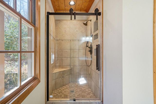 355 Mealer Road, Ellijay, GA 30536