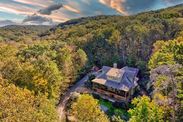 355 Mealer Road, Ellijay, GA 30536