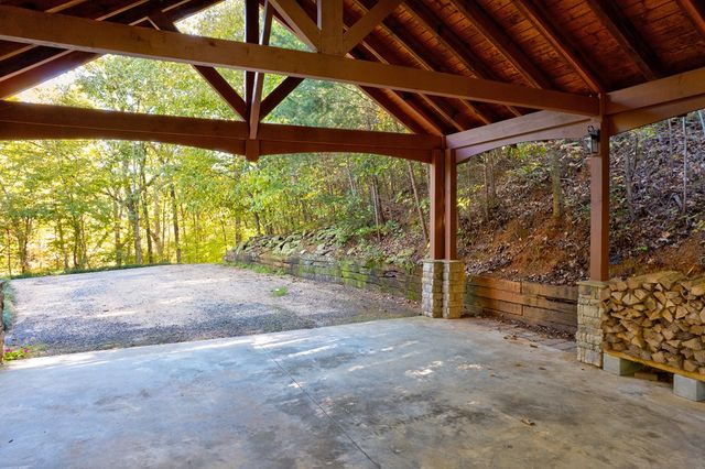 355 Mealer Road, Ellijay, GA 30536