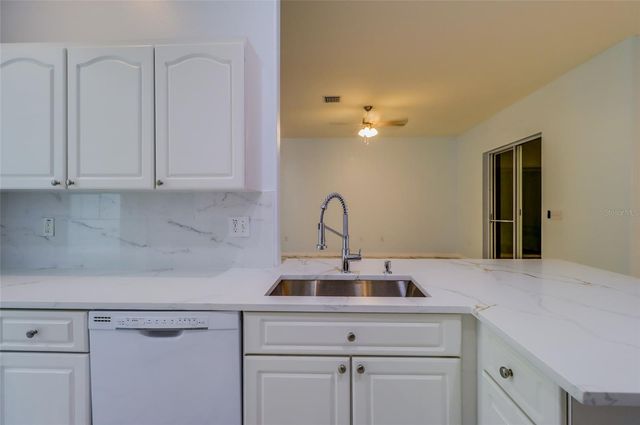 207 TAYLOR BAY LANE, Brandon, FL 33510