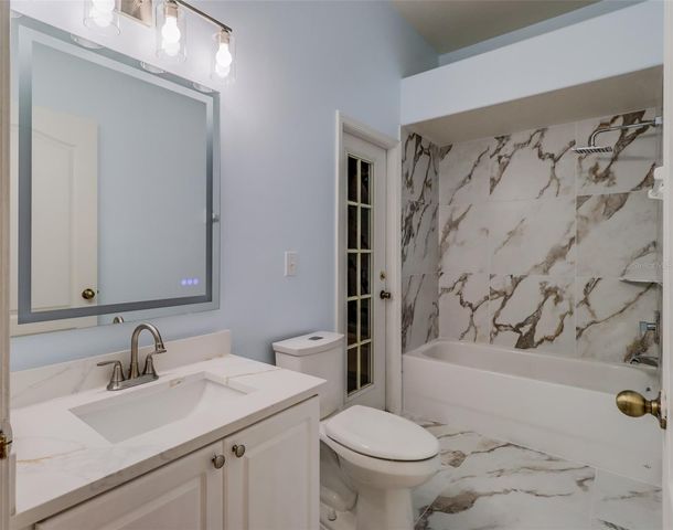 207 TAYLOR BAY LANE, Brandon, FL 33510