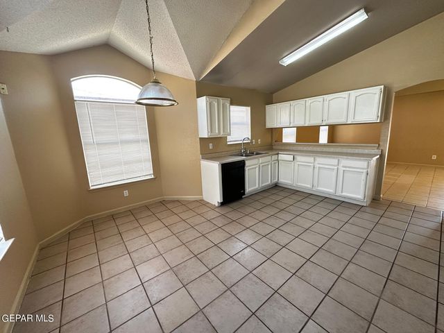 3683 PRAIRIE ROSE Street, El Paso, TX 79936