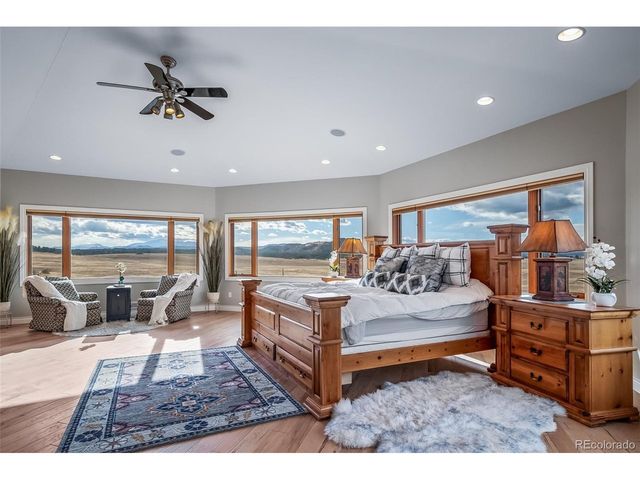 4586 Best Rd, Larkspur, CO 80118